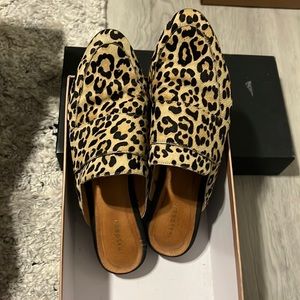 Nordstrom Halogen women’s size 9 leopard mules